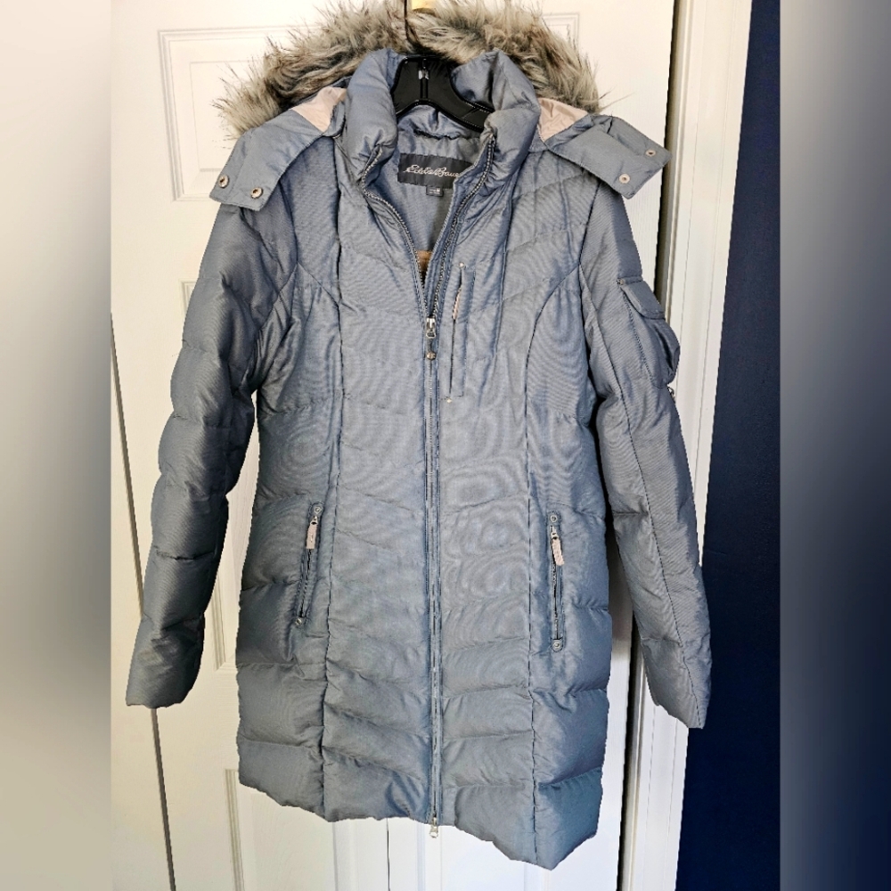Eddie Bauer Women's Sun Valley Down Parka (size Medium)